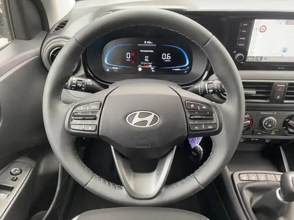 HYUNDAI I10 (9/15)