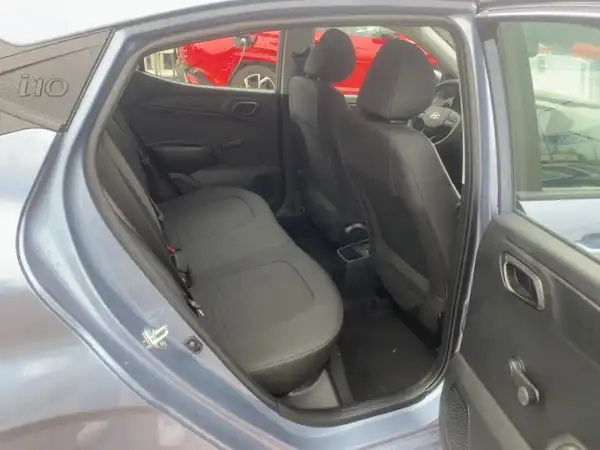 HYUNDAI I10 (12/15)