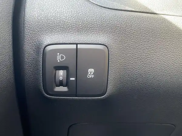 HYUNDAI I10 (14/15)