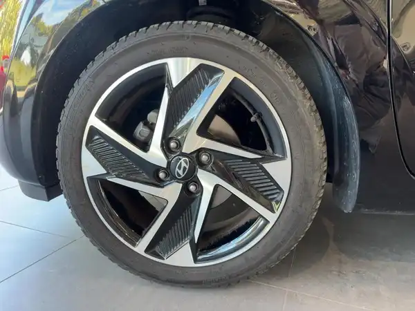HYUNDAI I10 (7/15)