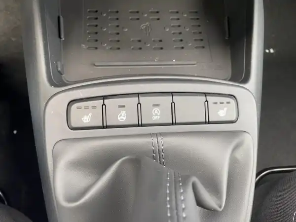 HYUNDAI I10 (14/15)