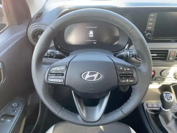 HYUNDAI I10 (9/15)