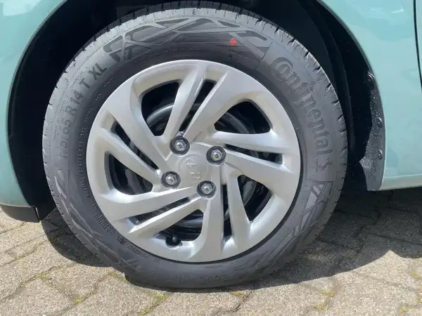 HYUNDAI I10 (7/15)