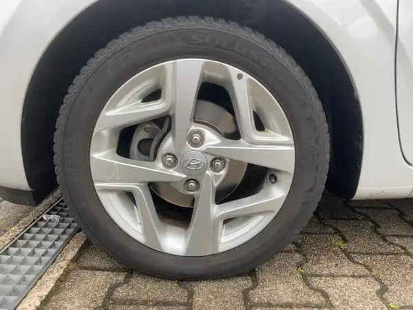 HYUNDAI I10 (7/15)