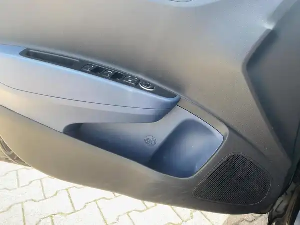 HYUNDAI I10 (14/15)