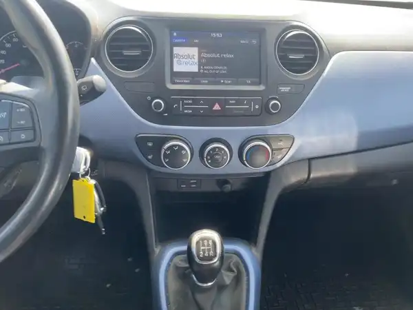 HYUNDAI I10 (10/15)