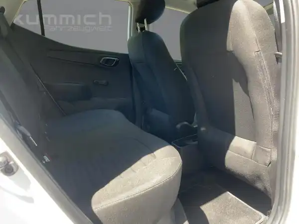 HYUNDAI I10 (12/15)