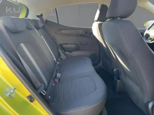 HYUNDAI I10 (12/15)