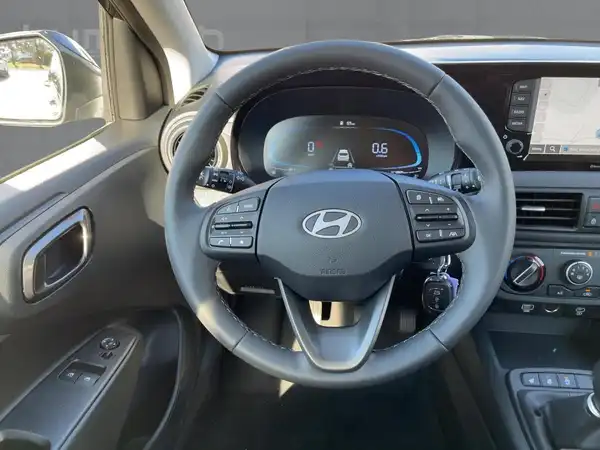 HYUNDAI I10 (9/15)