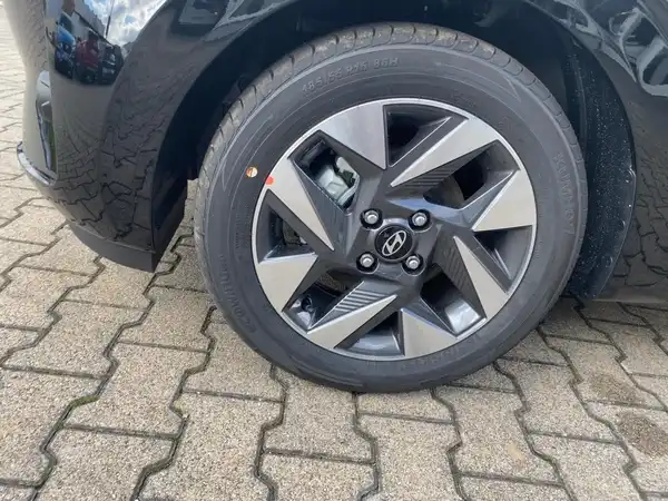 HYUNDAI I10 (7/15)