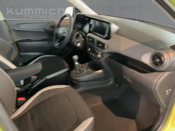 HYUNDAI I10 (11/14)