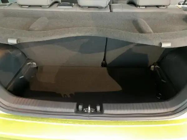 HYUNDAI I10 (13/14)