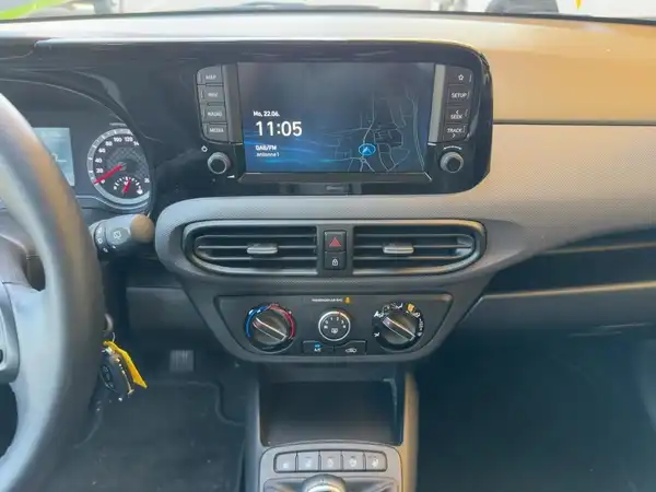 HYUNDAI I10 (10/15)