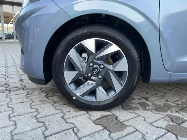 HYUNDAI I10 (7/15)