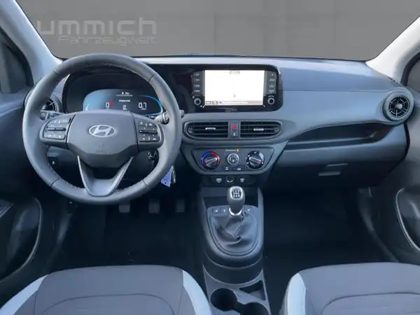HYUNDAI I10 (8/15)