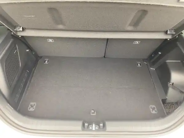 HYUNDAI I20 (13/15)