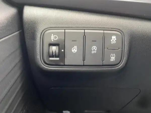 HYUNDAI I20 (14/15)