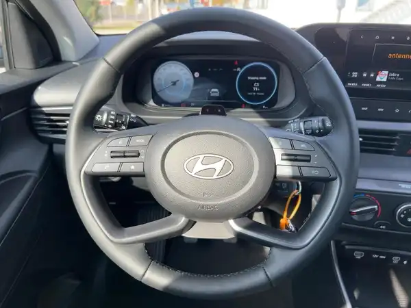 HYUNDAI I20 (9/15)