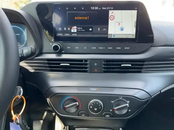HYUNDAI I20 (10/15)