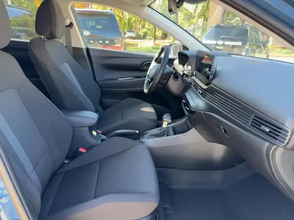 HYUNDAI I20 (11/14)
