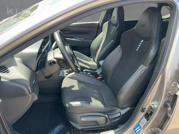 HYUNDAI I20 (11/15)