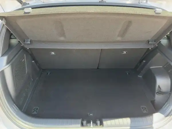 HYUNDAI I20 (13/15)