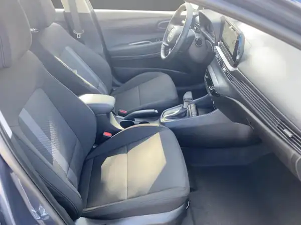 HYUNDAI I20 (11/15)