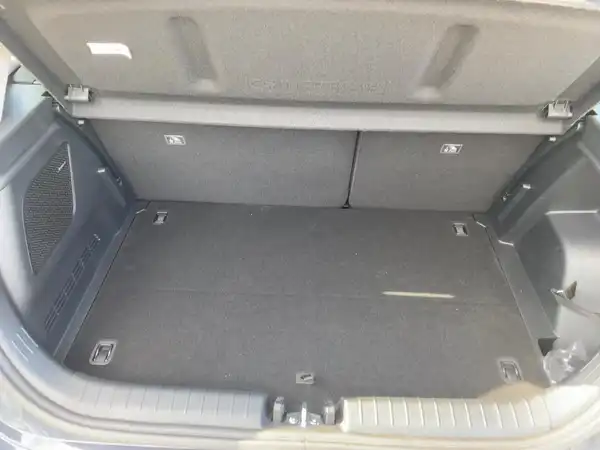 HYUNDAI I20 (13/15)
