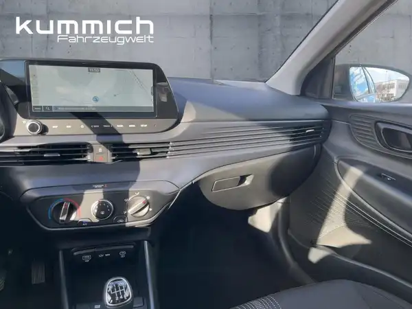 HYUNDAI I20 (9/14)