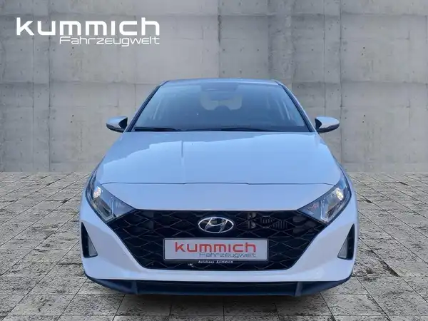 HYUNDAI I20 (2/15)