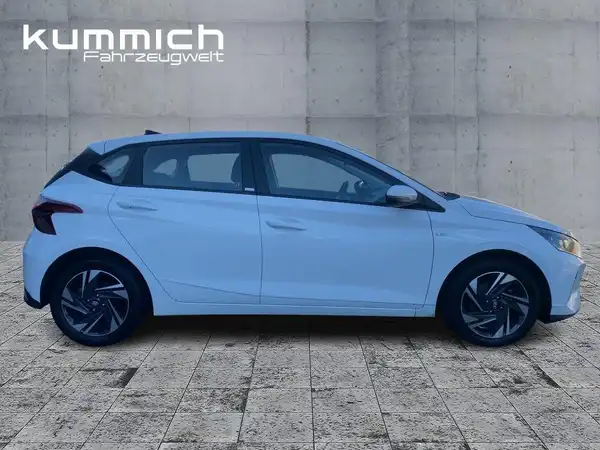 HYUNDAI I20 (3/15)