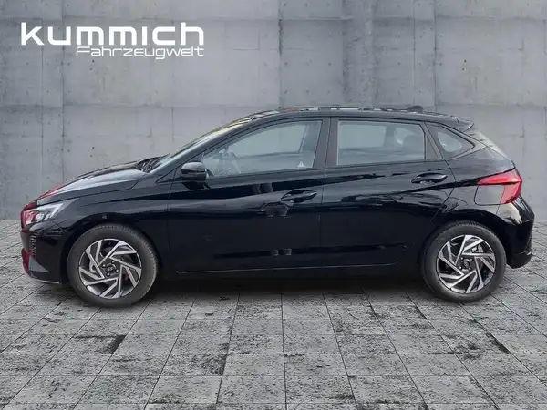 HYUNDAI I20 (6/15)