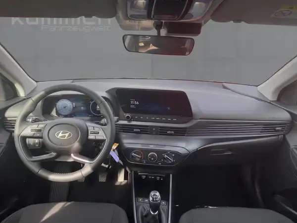 HYUNDAI I20 (8/15)