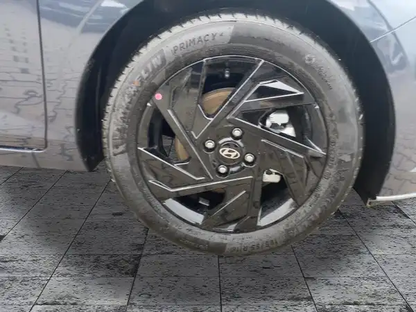 HYUNDAI I20 (7/15)