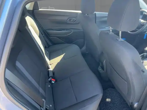 HYUNDAI I20 (12/15)