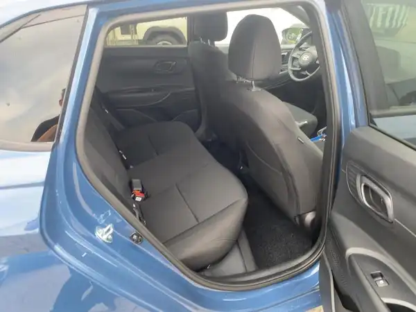 HYUNDAI I20 (12/15)