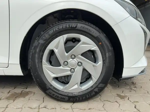 HYUNDAI I20 (7/14)