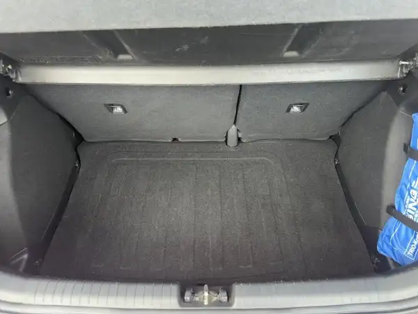 HYUNDAI I20 (13/15)
