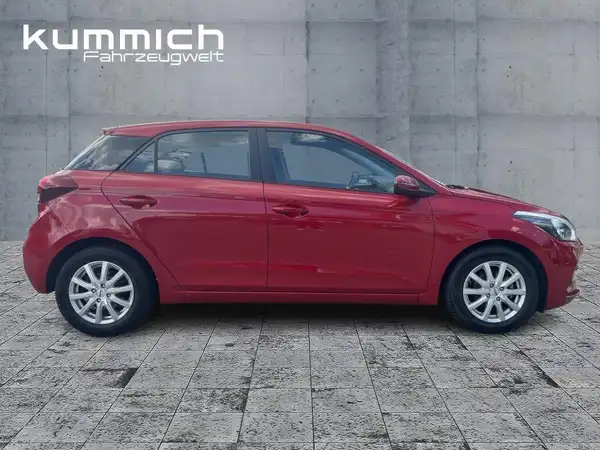 HYUNDAI I20 (3/15)