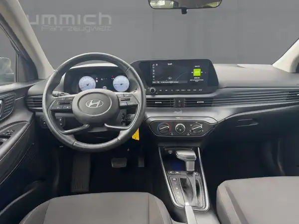 HYUNDAI I20 (8/15)