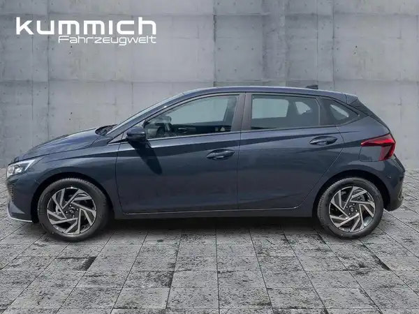 HYUNDAI I20 (6/15)