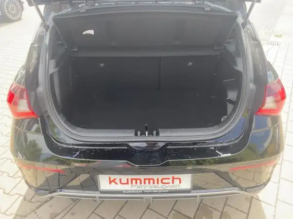 HYUNDAI I20 (13/15)