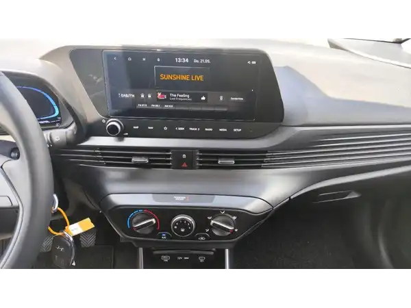 HYUNDAI I20 (11/14)