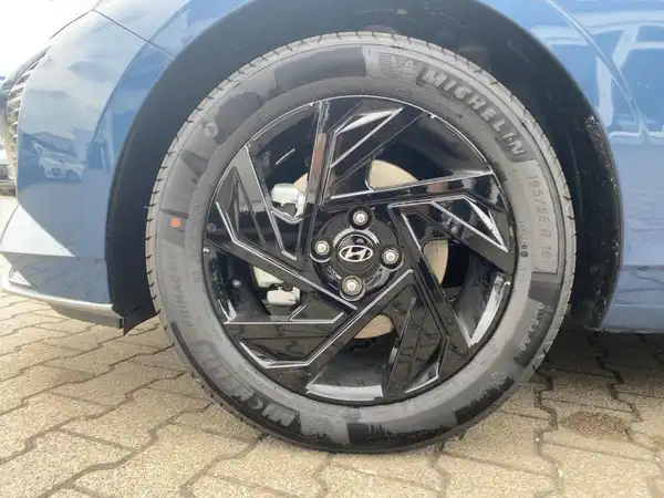HYUNDAI I20 (7/15)