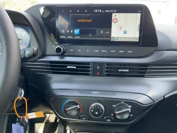 HYUNDAI I20 (9/15)