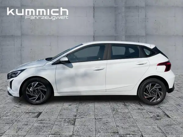 HYUNDAI I20 (6/15)