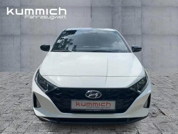 HYUNDAI I20 (2/15)