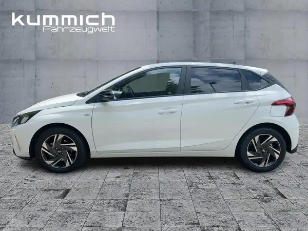 HYUNDAI I20 (6/15)