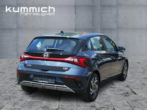 HYUNDAI I20 (11/14)