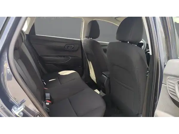 HYUNDAI I20 (6/14)